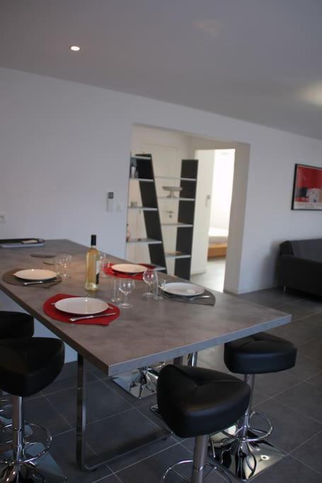 Appart Dans Maison 2 Km De La Plage Villeneuve-Loubet Exterior foto