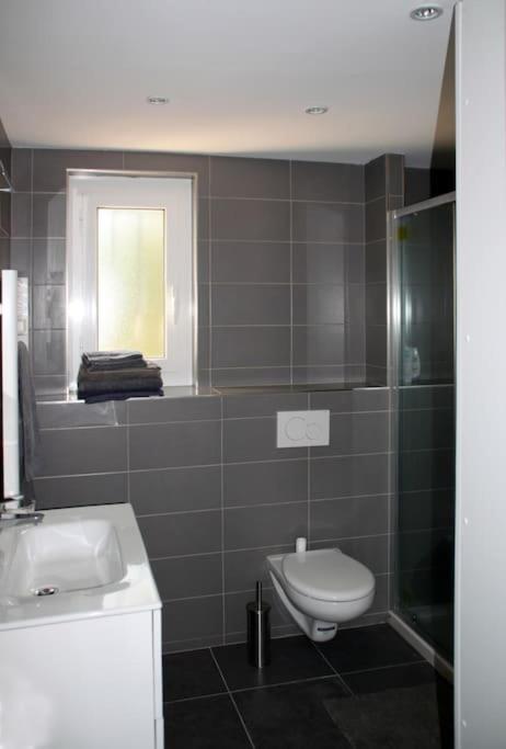 Appart Dans Maison 2 Km De La Plage Villeneuve-Loubet Exterior foto